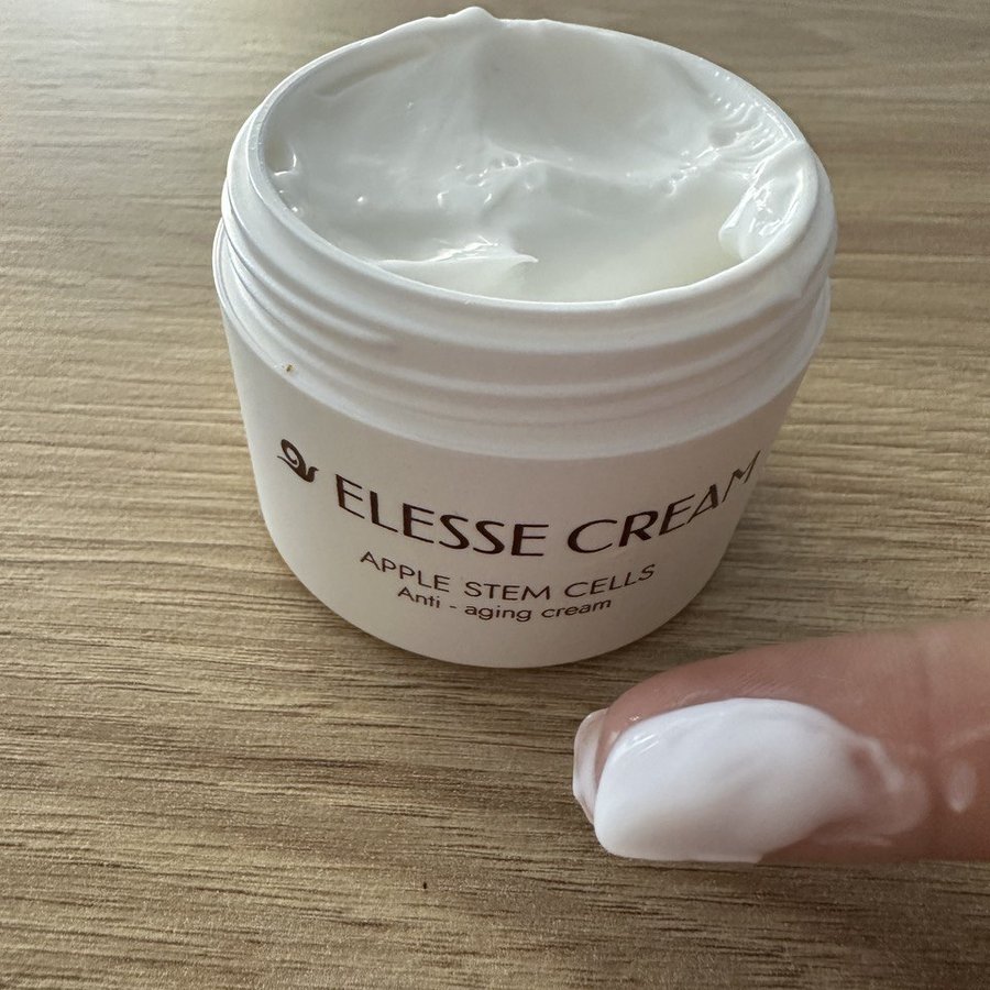 Elesse Cream 2 vasetti — la via di mezzo